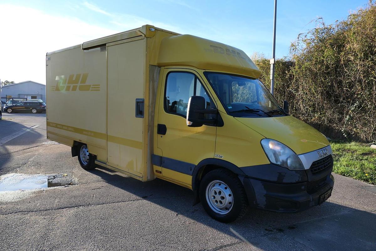 Gebraucht Iveco Daily 35 S11 C30C AUTOMATIK KAMERA Regale LUFT DURCHGANG EURO-5 CoC