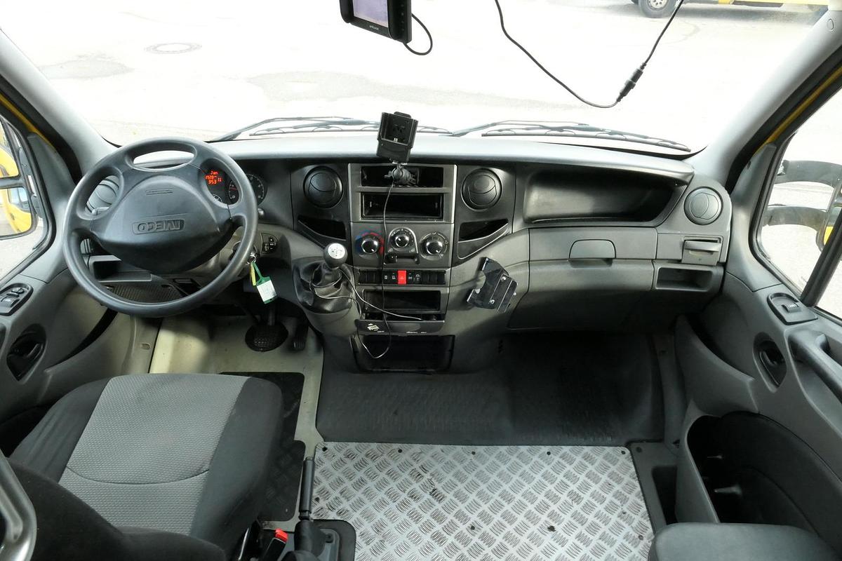 Gebraucht Iveco Daily 35 S11 C30C AUTOMATIK KAMERA MAXI KAMERA Regale LUFT - EURO 5 - CoC