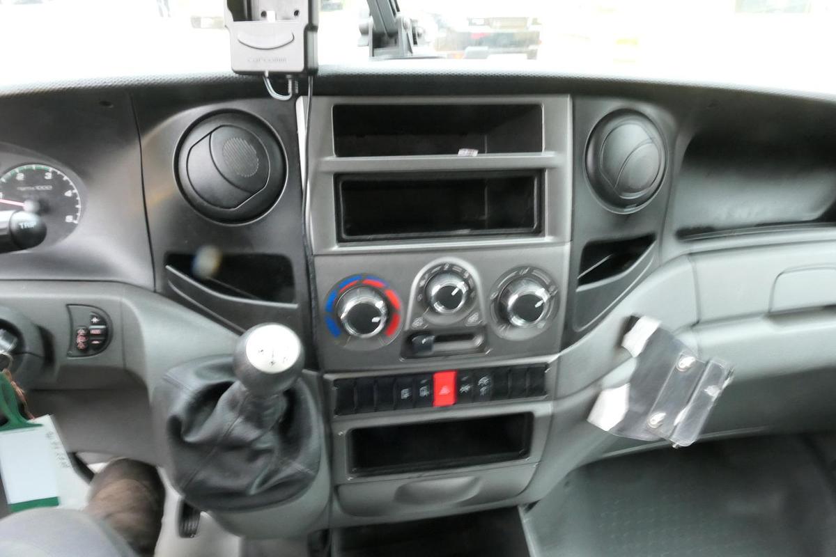 Gebraucht Iveco Daily 35 S11 C30C AUTOMATIK KAMERA MAXI KAMERA Regale LUFT - EURO 5 - CoC