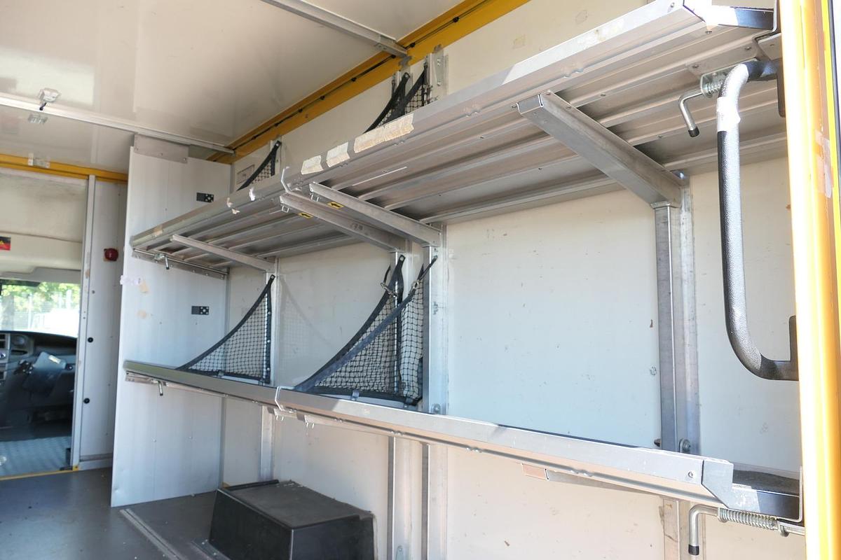 Gebraucht Iveco Daily 35 S11 C30C AUTOMATIK KAMERA Regale LUFT DURCHGANG EURO-5 CoC