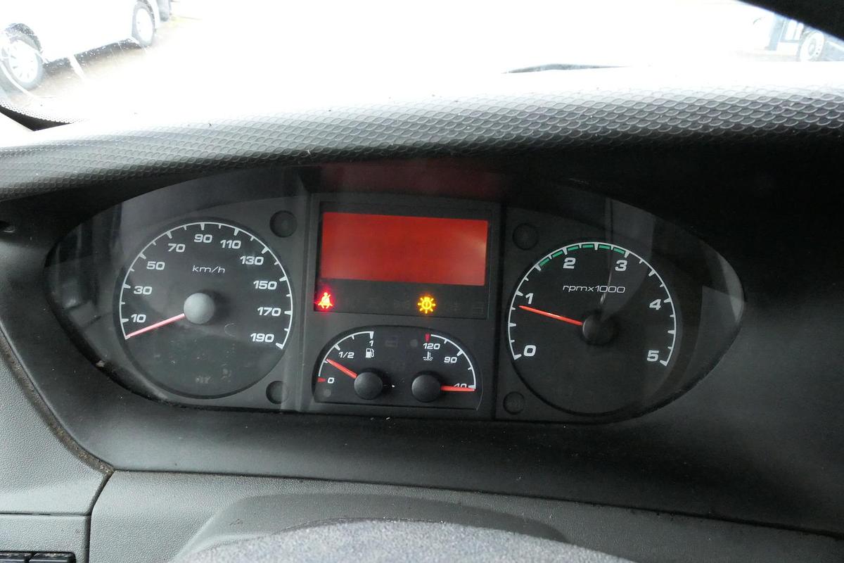 Gebraucht Iveco Daily 35 S11 C30C AUTOMATIK KAMERA Regale LUFT DURCHGANG EURO-5 CoC