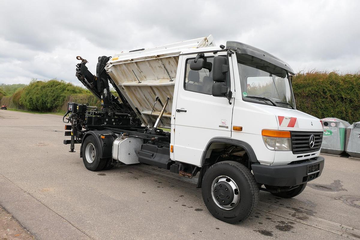 Gebraucht Mercedes-Benz Vario 816D mit Ladekran 3 Sitzer Standheizung HIAB XS 055 DUO - AHK