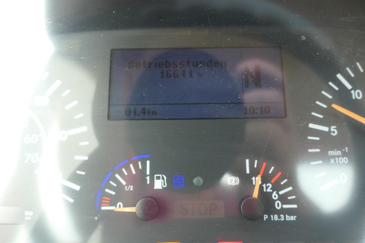 Gebraucht Unimog U400  405/12 AHK KLIMA ZAPFWELLE vorn SFZ KOMMUNALHYDRAULIK EURO-5