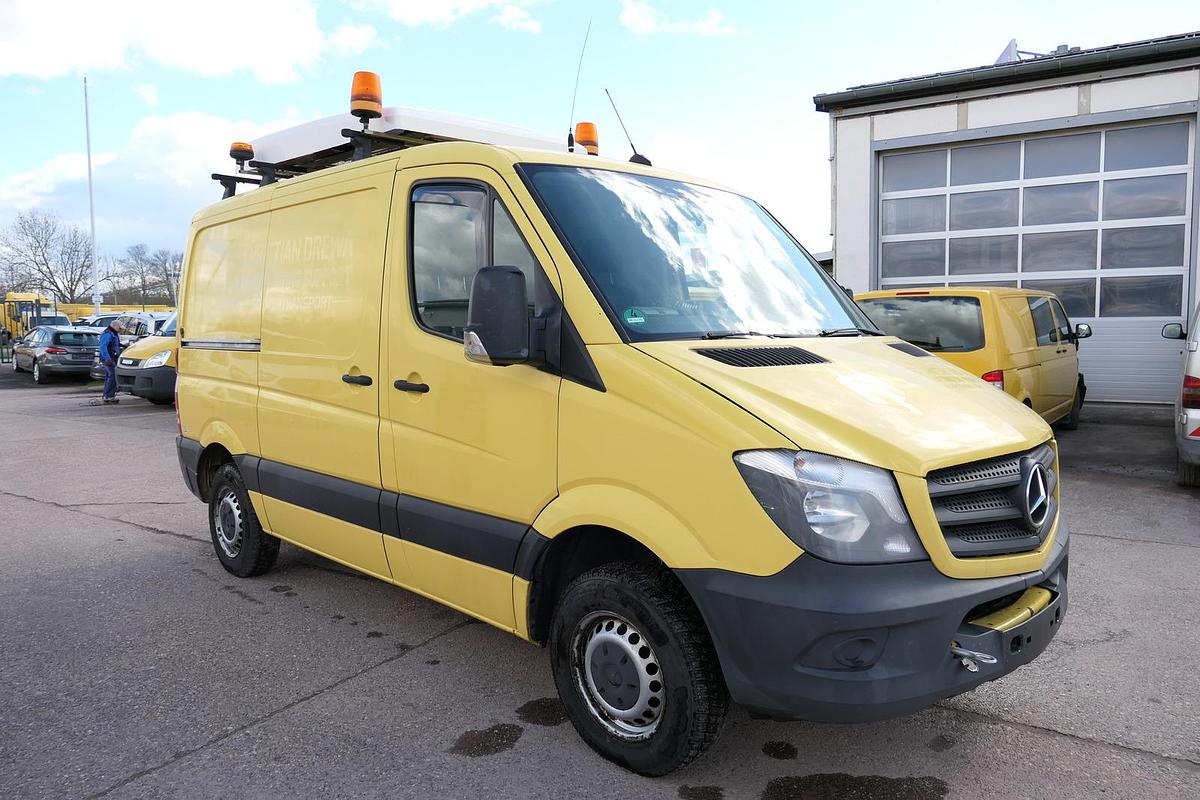 Gebraucht Mercedes-Benz Sprinter 216 CDI KLIMA - Begleitfahrzeug SCHLAFBETT