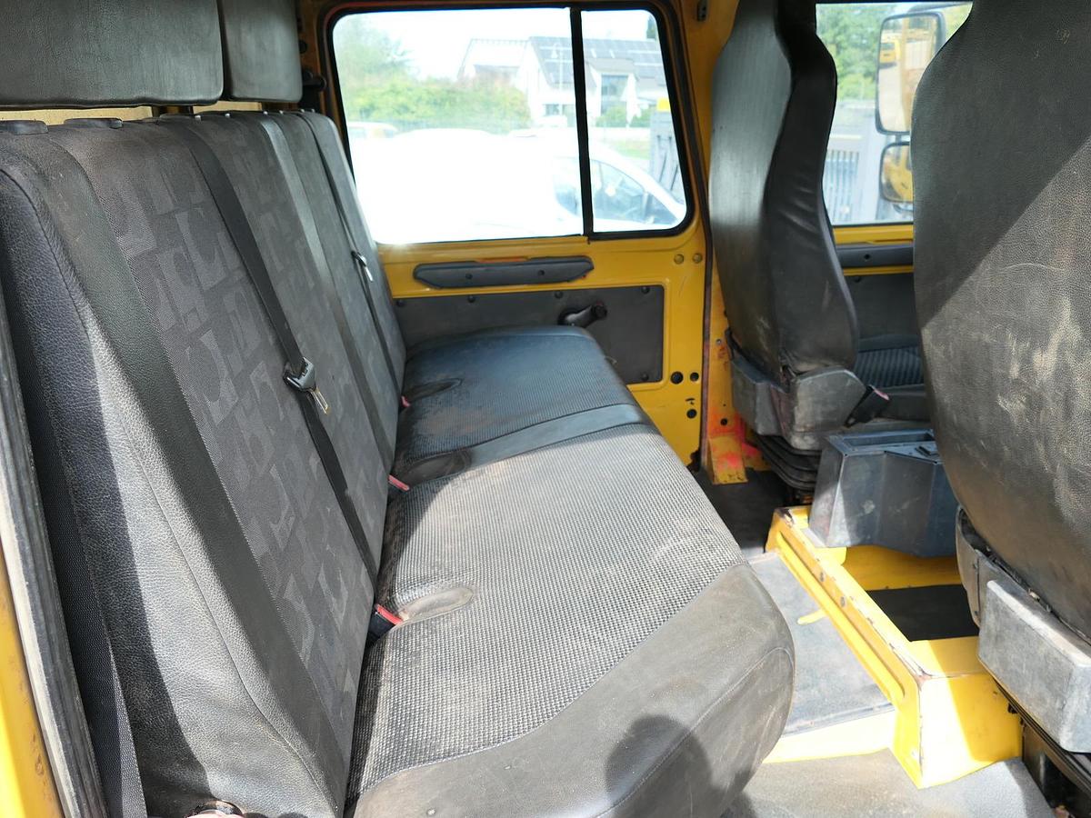 Gebraucht Unimog U4000 437/25 DoKa AHK KLIMA STANDHEIZUNG EURO-4