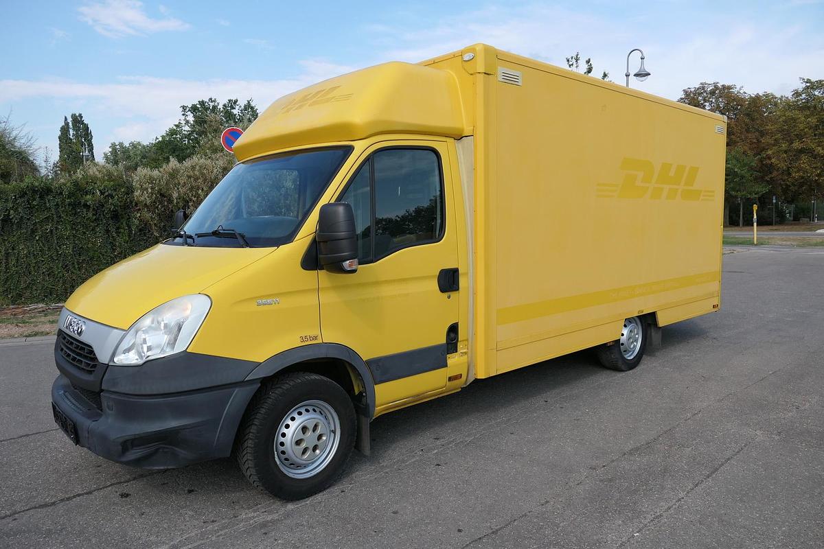 Gebraucht Iveco Daily 35 S11 C30C AUTOMATIK KAMERA Regale LUFT DURCHGANG EURO-5 CoC