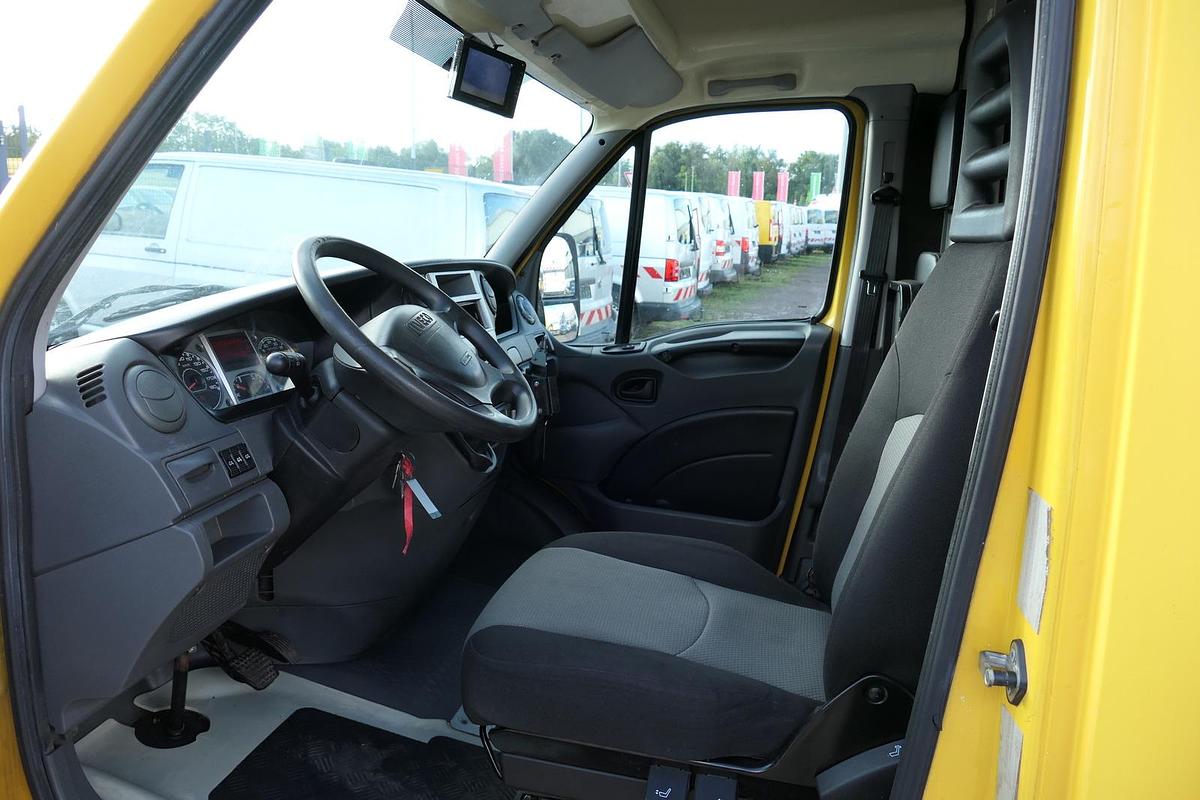 Gebraucht Iveco Daily 35 S11 C30C AUTOMATIK KAMERA MAXI Regale DURCHGANG
