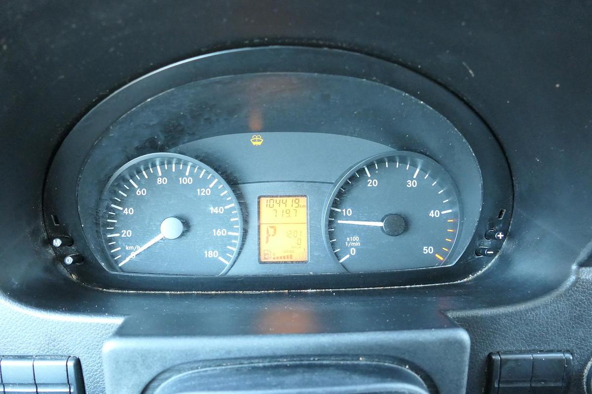 Gebraucht Mercedes-Benz SPRINTER 310 CDI MAXI EURO-5 KOFFER REGALE KAMERA DURCHGANG