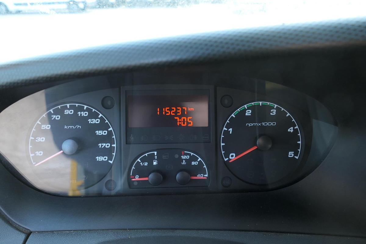 Gebraucht Iveco Daily 35 S11 C30C AUTOMATIK KAMERA Regale LUFT DURCHGANG EURO-5 CoC