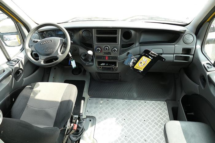 Gebraucht Iveco Daily 35 S11 C30C AUTOMATIK KAMERA MAXI Regale LUFT - EURO 5 - CoC