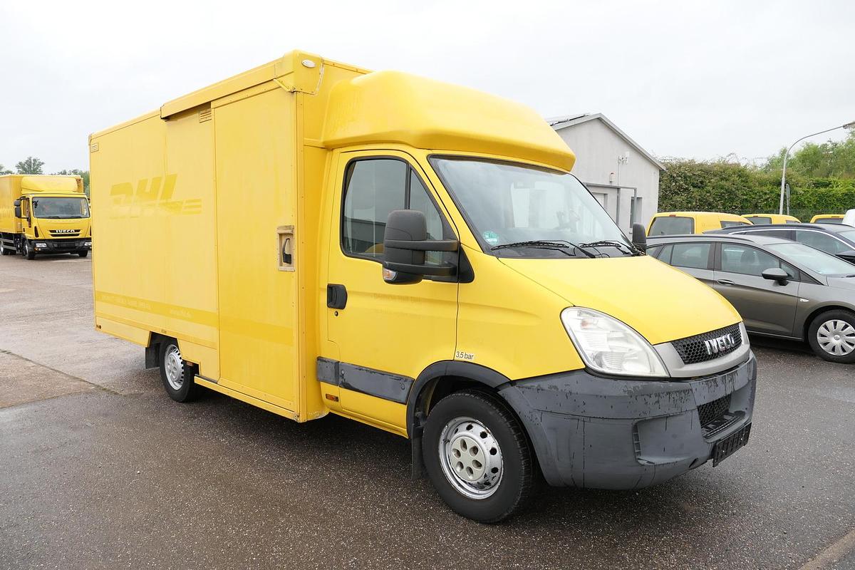 Gebraucht Iveco Daily 35 S11 C30C AUTOMATIK KAMERA MAXI Regale DURCHGANG