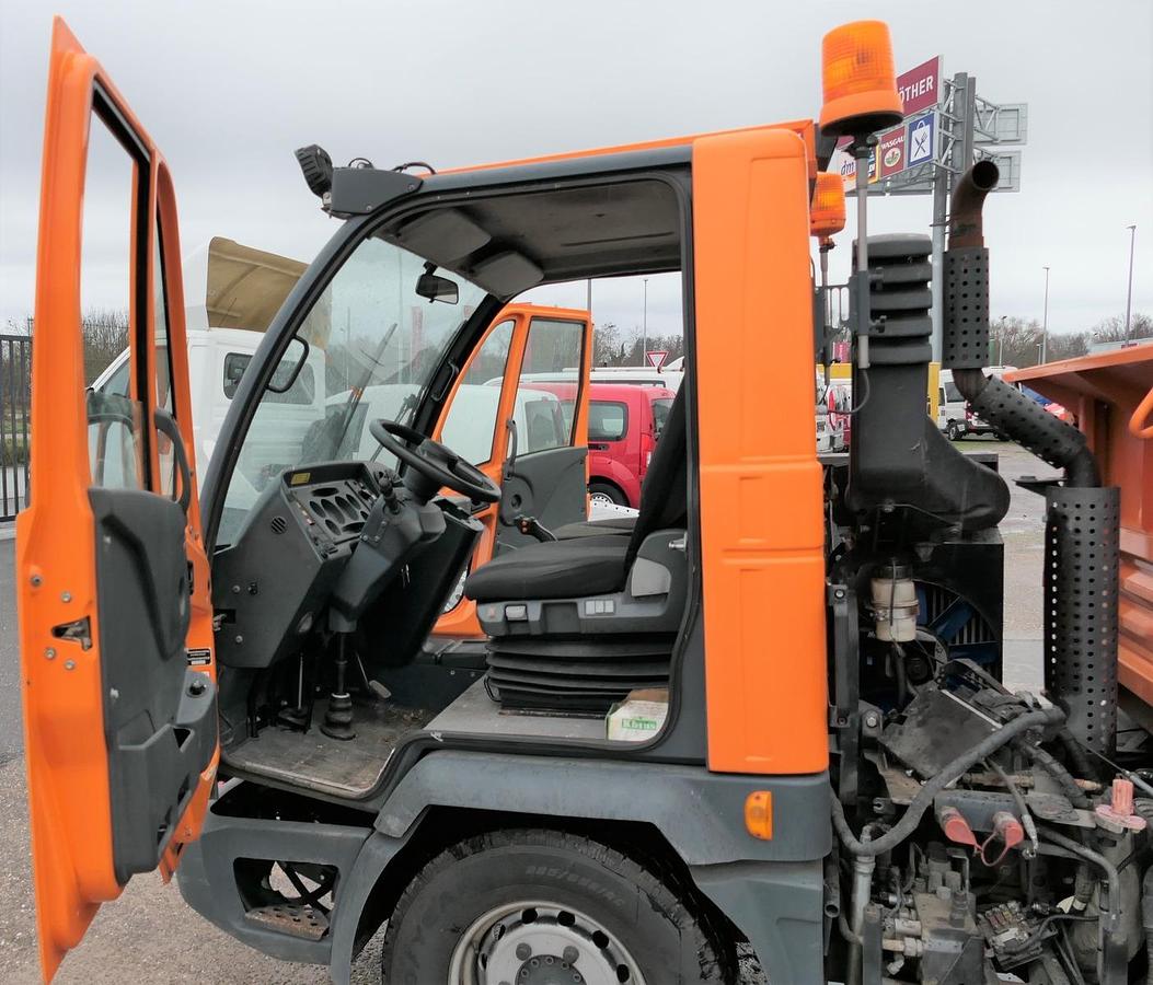 Gebraucht Multicar FUMO M30 4X4 AHK KLIMA KOMMUNALHYDRAULIK EURO 5
