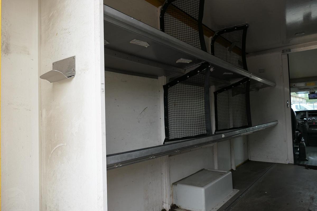 Gebraucht Iveco Daily 35 S11 C30C AUTOMATIK KAMERA Regale LUFT DURCHGANG EURO-5 CoC