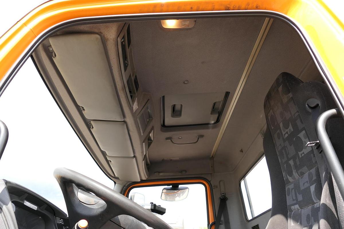 Gebraucht Mercedes-Benz 1828 AK Kran Axor-R Atlas 85.2 Kipper Winterdienst