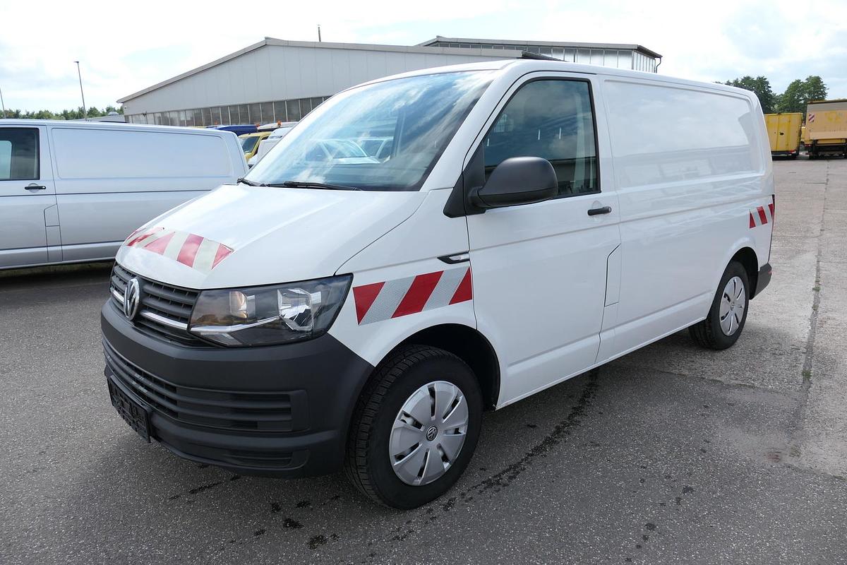 Gebraucht Volkswagen T6 Transporter 2.0 TDI 4Motion 3Sitzer KLIMA AHK Werkstatteinbauten COC