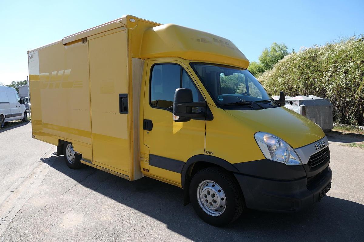 Gebraucht Iveco Daily 35 S11 C30C AUTOMATIK KAMERA Regale LUFT DURCHGANG EURO-5 CoC