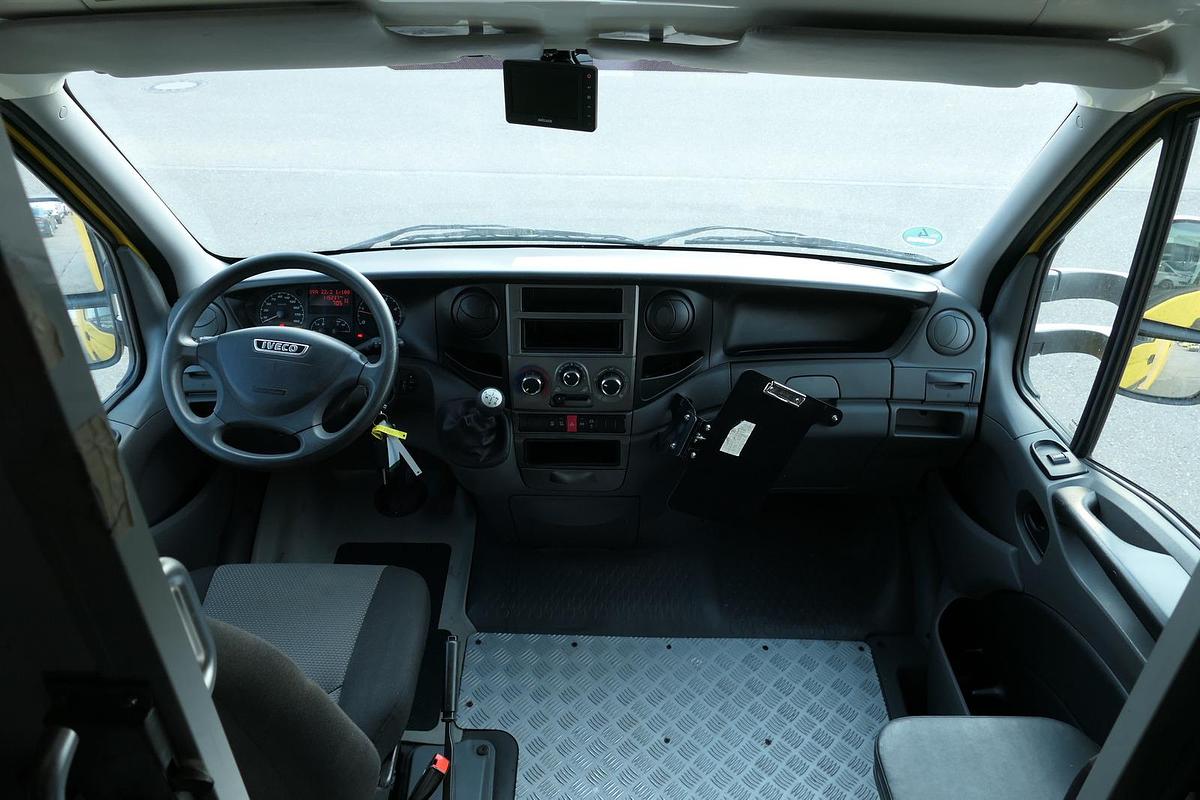 Gebraucht Iveco Daily 35 S11 C30C AUTOMATIK KAMERA Regale LUFT DURCHGANG EURO-5 CoC