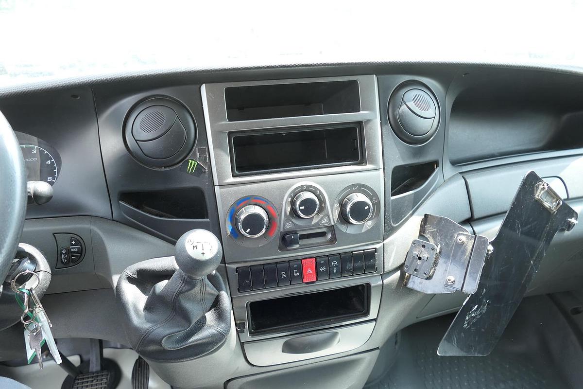 Gebraucht Iveco Daily 35 S11 C30C AUTOMATIK KAMERA MAXI KAMERA Regale LUFT - EURO 5 - CoC