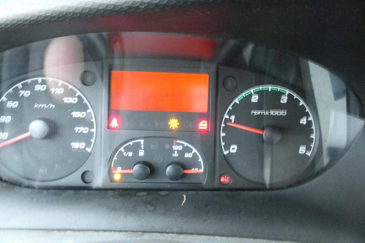 Gebraucht Iveco Daily 35 S11 C30C AUTOMATIK KAMERA MAXI KAMERA Regale LUFT - EURO 5 - CoC