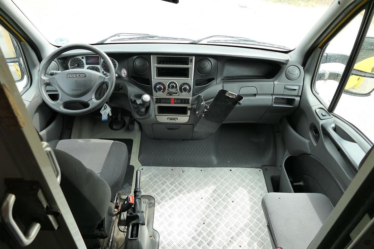 Gebraucht Iveco Daily 35 S11 C30C AUTOMATIK KAMERA MAXI Regale DURCHGANG