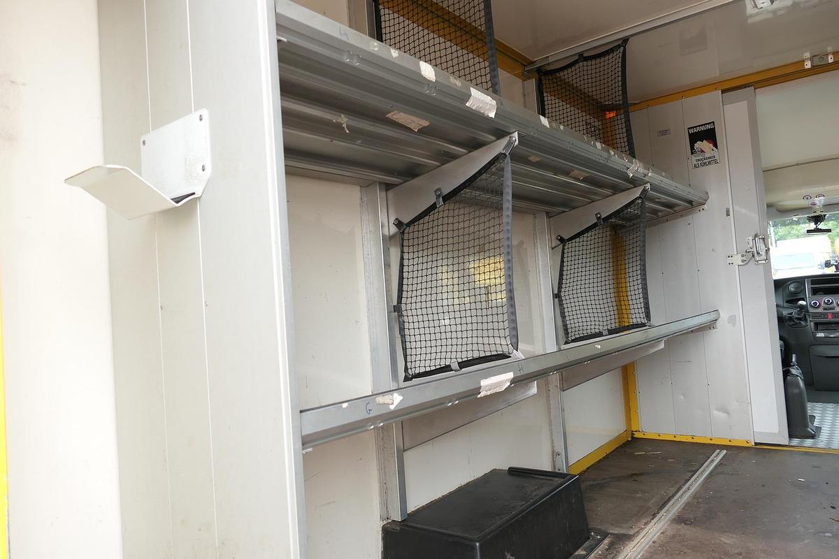 Gebraucht Iveco Daily 35 S11 C30C Kurz AUTOMATIK KAMERA Regale LUFT DURCHGANG EURO-5 CoC