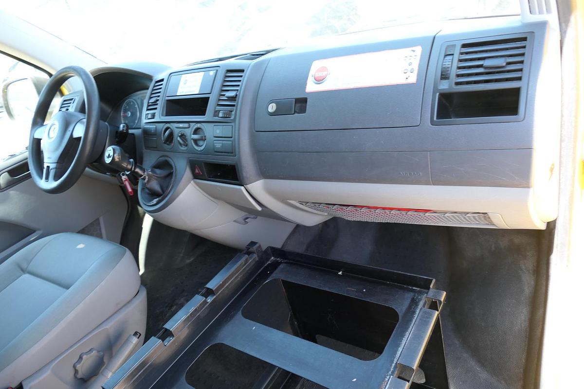 Gebraucht Volkswagen T5 Transporter 2.0 TDI EURO-5 CoC PARKTRONIK