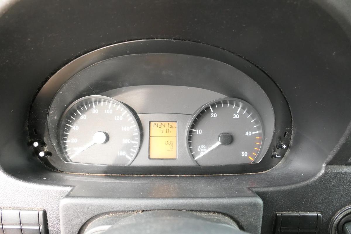 Gebraucht Mercedes-Benz SPRINTER 310 CDI MAXI EURO-5 KOFFER REGALE KAMERA DURCHGANG