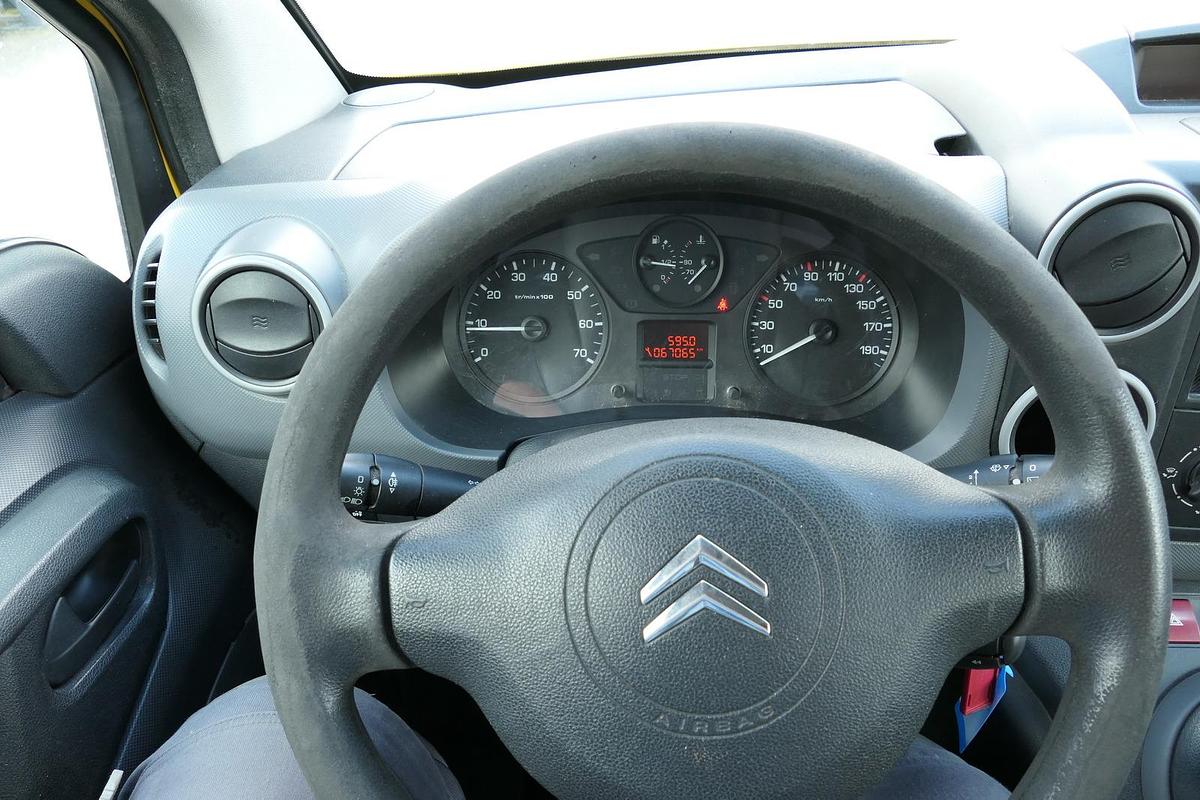 Gebraucht Citroen Berlingo 16V HDI Niveau B L1 CoC PARKTRONIK 2xSCHIEBETÜR EURO-5