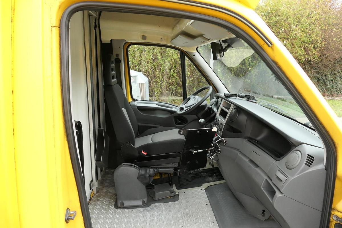 Gebraucht Iveco Daily 35 S11 C30C AUTOMATIK KAMERA MAXI Regale DURCHGANG