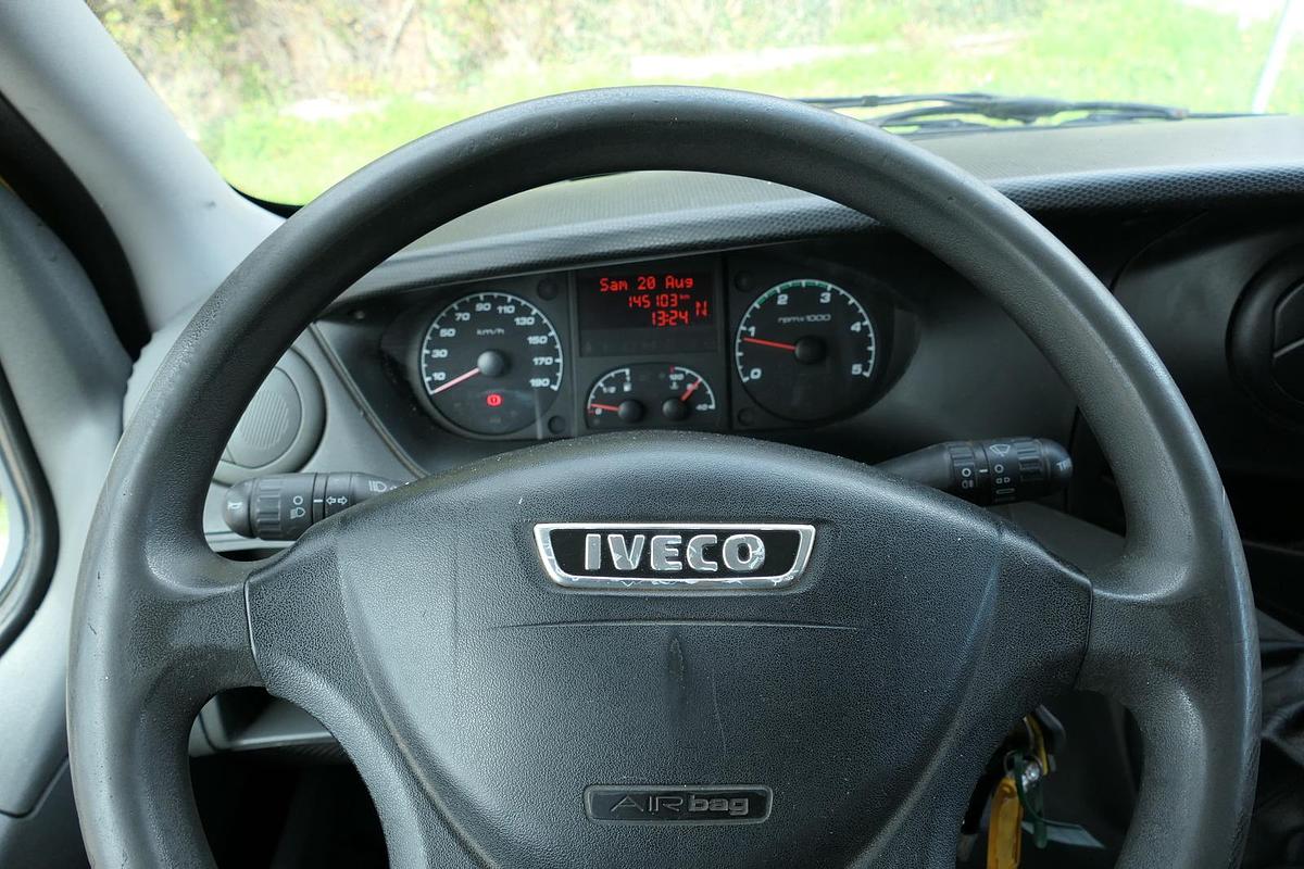Gebraucht Iveco Daily 35 S11 C30C AUTOMATIK KAMERA Regale LUFT DURCHGANG EURO-5 CoC