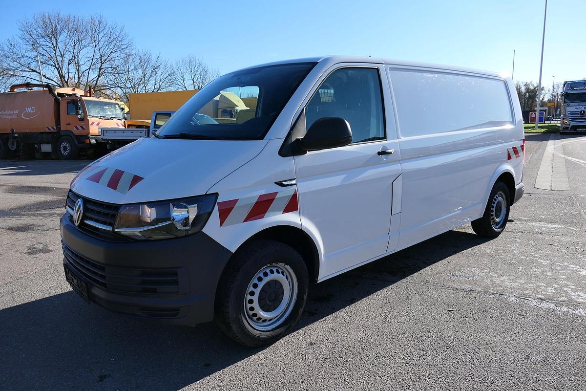 Gebraucht Volkswagen T6 Transporter 2.0 TDI lang 4Motion 3Sitzer AHK Werkstatteinbauten - KLIMA