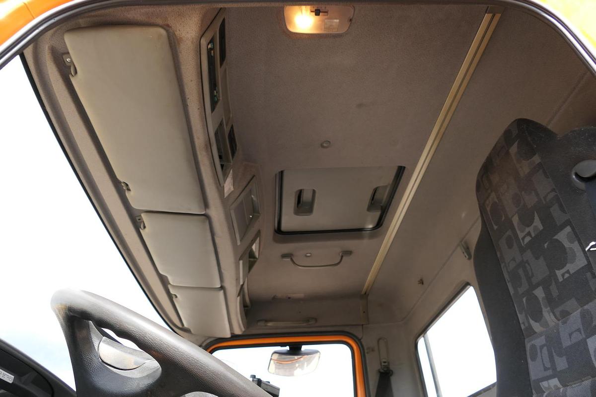 Gebraucht Mercedes-Benz 1828 AK Kran Axor-R Atlas 85.2 Kipper Winterdienst