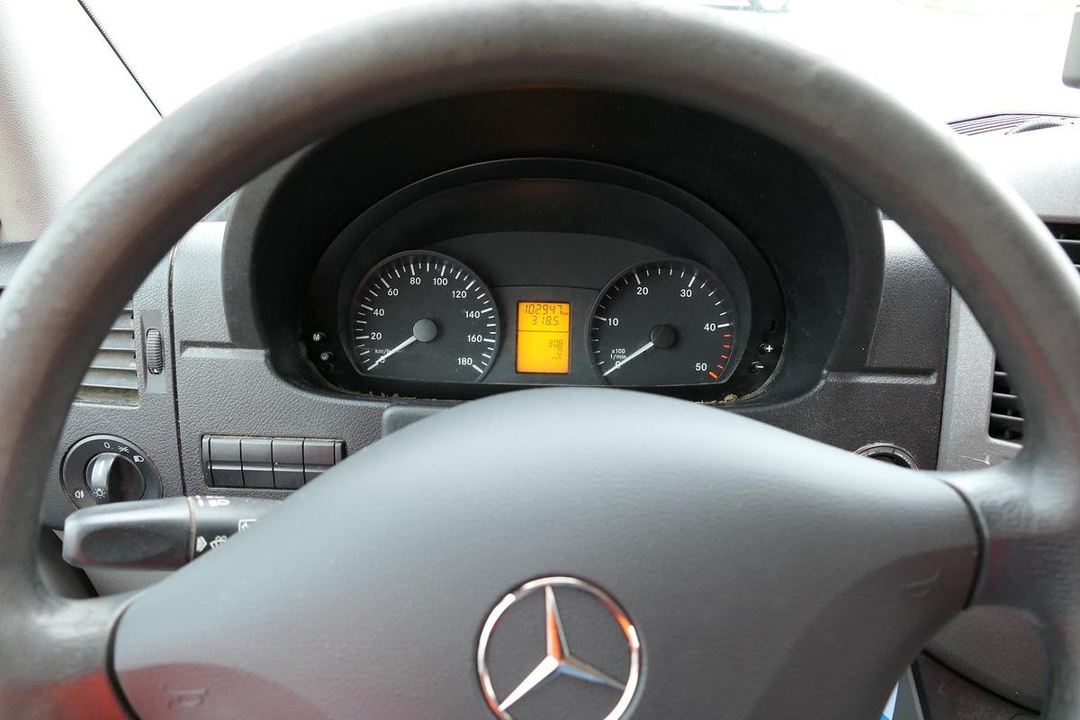 Gebraucht Mercedes-Benz SPRINTER 310 CDI MAXI EURO-5 KOFFER REGALE KAMERA DURCHGANG