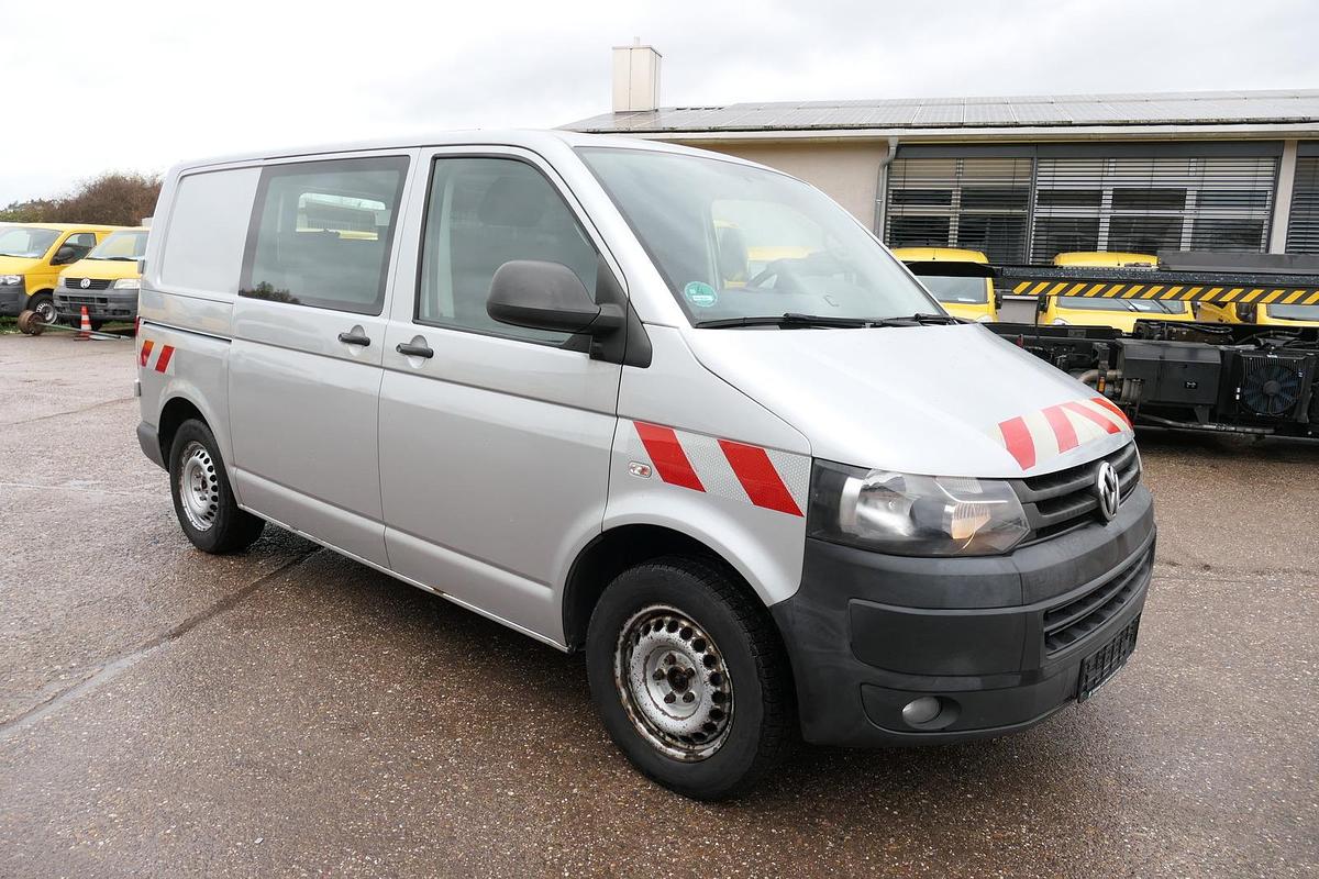 Gebraucht Volkswagen T5 Transporter 2.0 TDI 2-Sitzer 4 Motion AHK KLIMA COC WERKSTATTEINBAUTEN