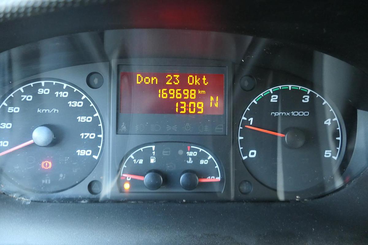 Gebraucht Iveco Daily 35 S11 C30C AUTOMATIK KAMERA MAXI Regale LUFT - EURO 5 - CoC