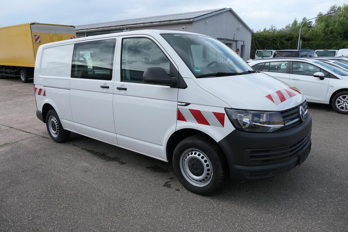 Gebraucht Volkswagen T6 Transporter 2.0 TDI 4Motion lang 3Sitzer AHK Werkstatteinbauten - KLIMA