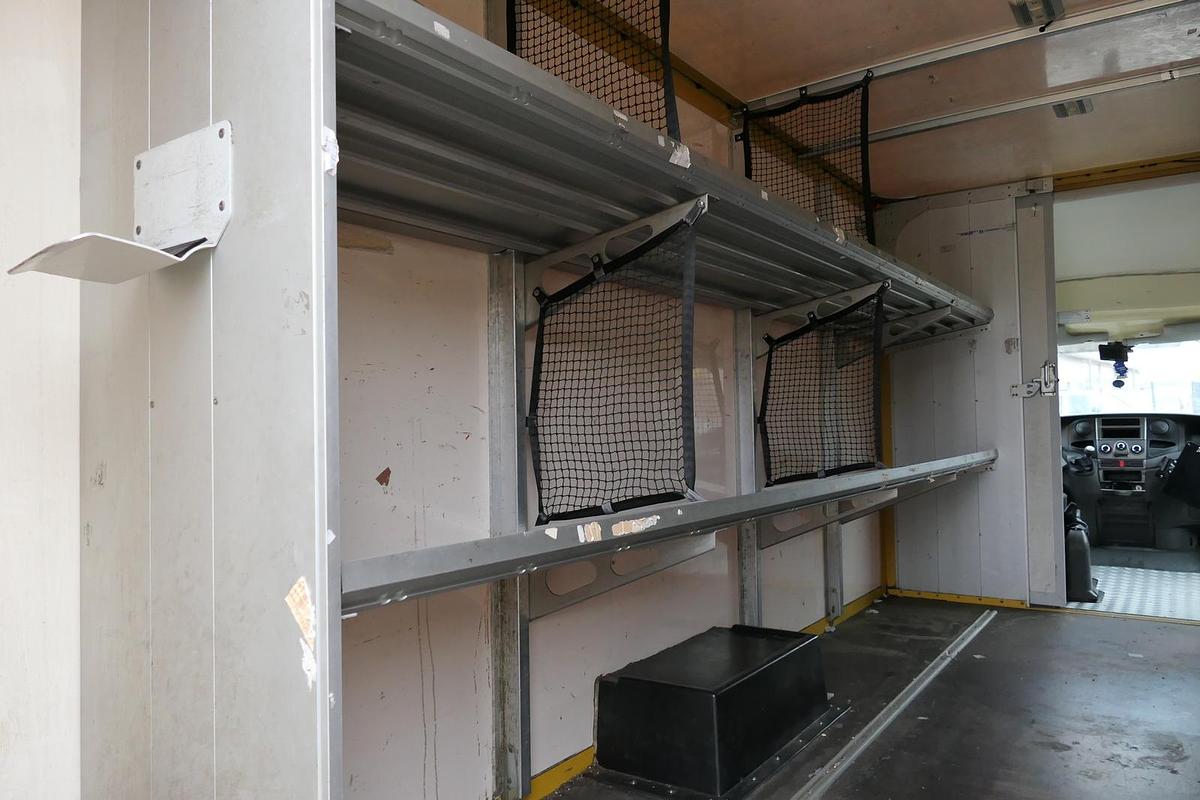 Gebraucht Iveco Daily 35 S11 C30C AUTOMATIK KAMERA Regale LUFT DURCHGANG EURO-5 CoC