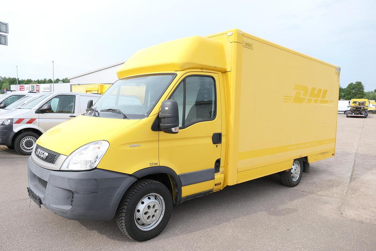 Gebraucht Iveco Daily 35 S11 C30C AUTOMATIK KAMERA MAXI Regale DURCHGANG