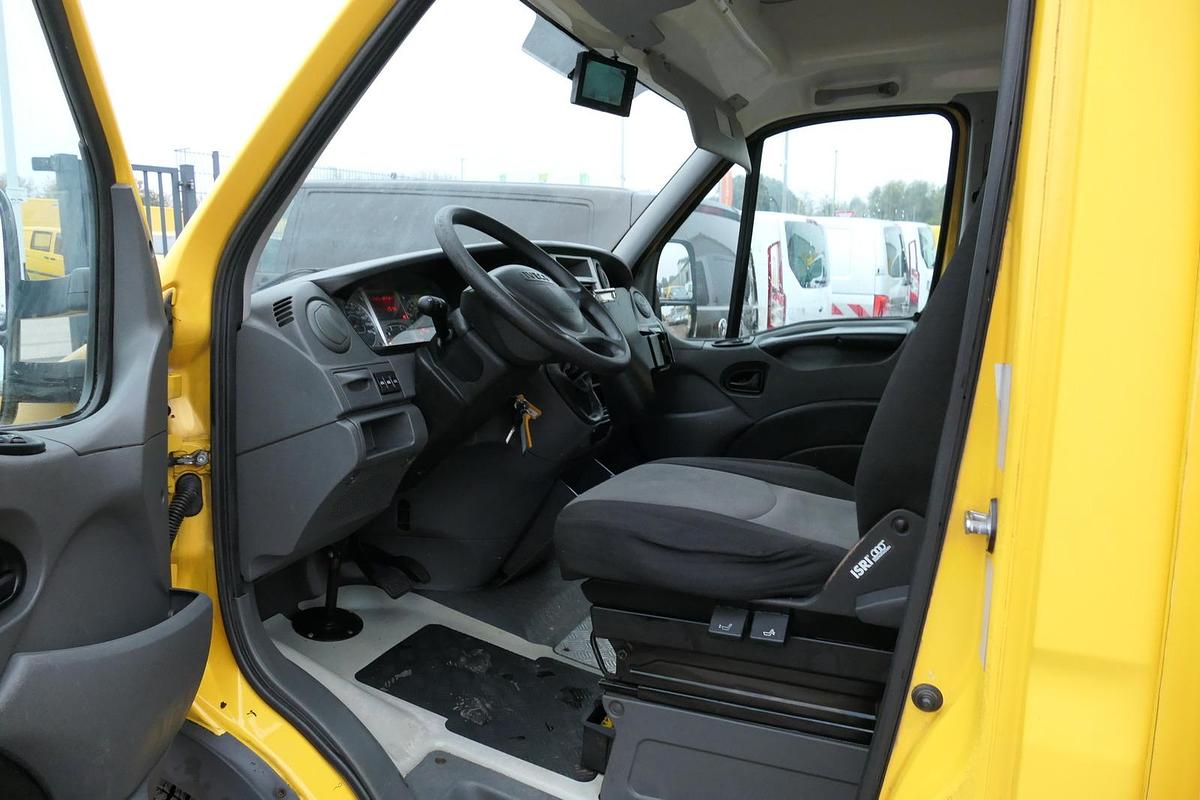 Gebraucht Iveco Daily 35 S11 C30C AUTOMATIK KAMERA MAXI Regale DURCHGANG