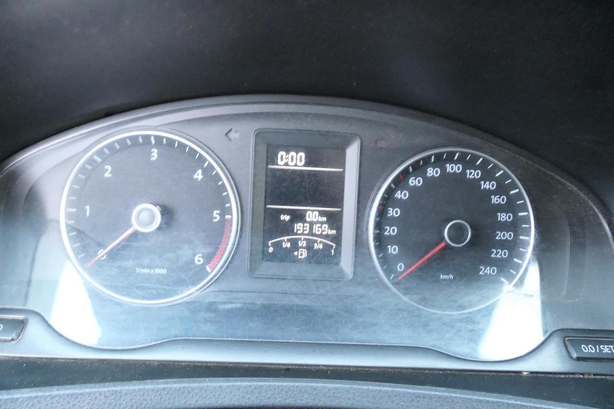 Gebraucht Volkswagen T5 Transporter 2.0 TDI EURO-5 CoC PARKTRONIK