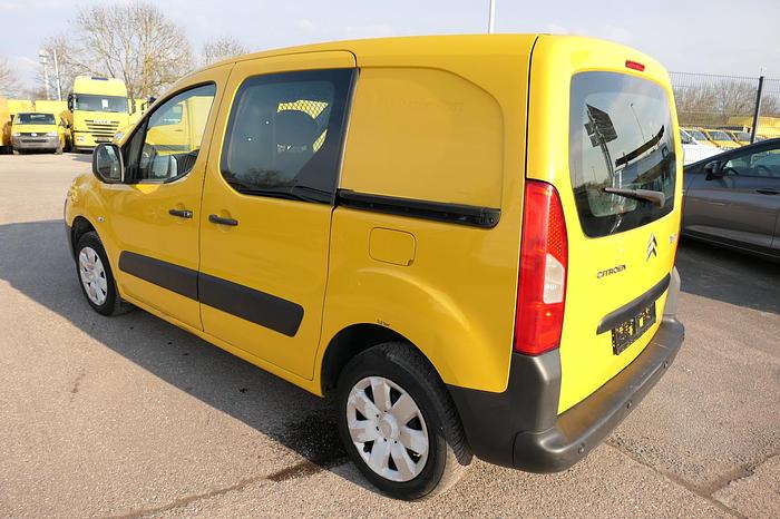 Gebraucht Citroen Berlingo 16V HDI Niveau B L1 CoC PARKTRONIK 2xSCHIEBETÜR EURO-5