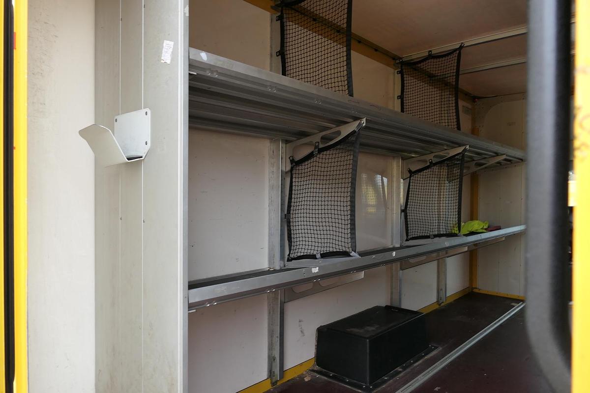 Gebraucht Iveco Daily 35 S11 C30C AUTOMATIK KAMERA Regale LUFT DURCHGANG EURO-5 CoC