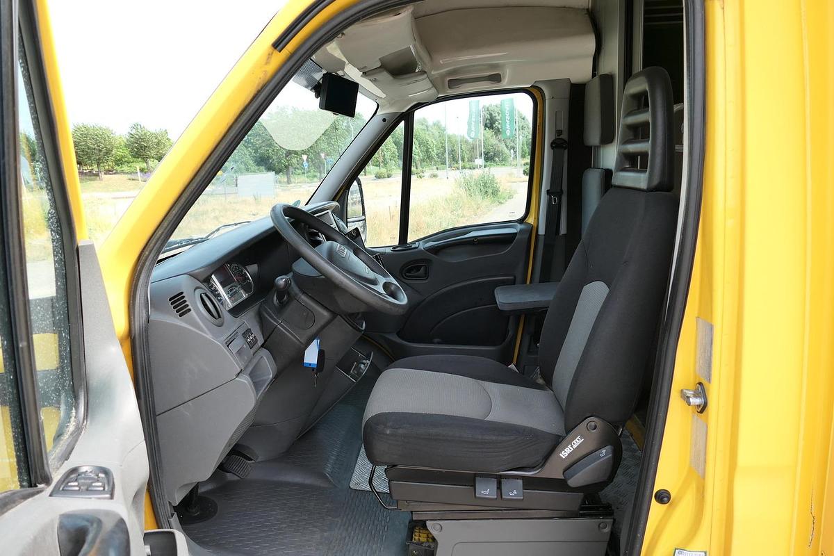 Gebraucht Iveco Daily 35 S11 C30C AUTOMATIK KAMERA MAXI Regale LUFT DURCHGANG