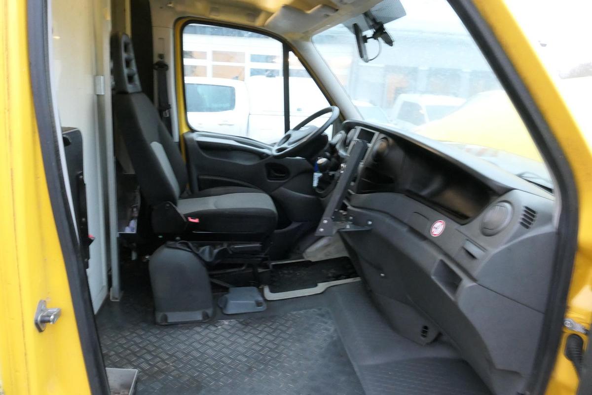 Gebraucht Iveco Daily 35 S11 C30C AUTOMATIK KAMERA Regale LUFT DURCHGANG EURO-5 CoC