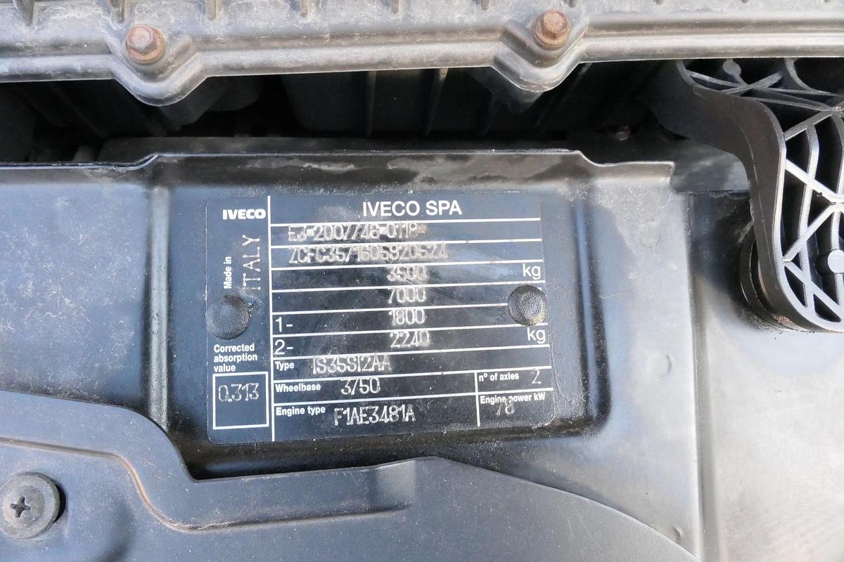 Gebraucht Iveco Daily 35 S11 C30C AUTOMATIK KAMERA MAXI KAMERA Regale LUFT - EURO 5 - CoC