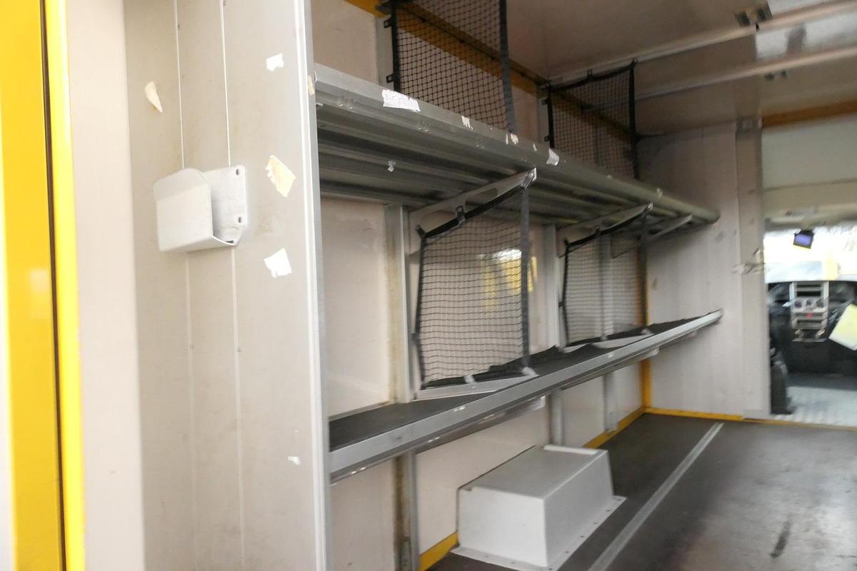 Gebraucht Iveco Daily 35 S11 C30C AUTOMATIK KAMERA MAXI Regale DURCHGANG