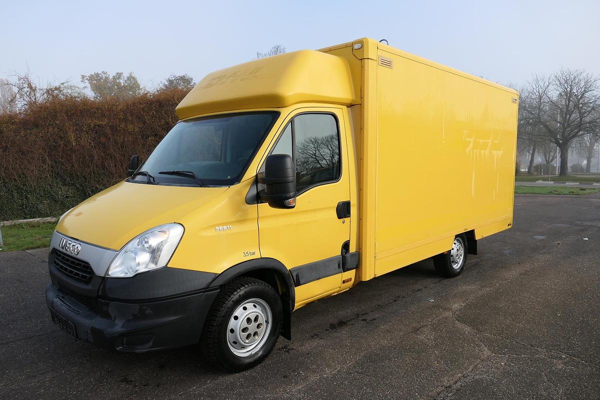 Gebraucht Iveco Daily 35 S11 C30C AUTOMATIK KAMERA Regale LUFT DURCHGANG EURO-5 CoC