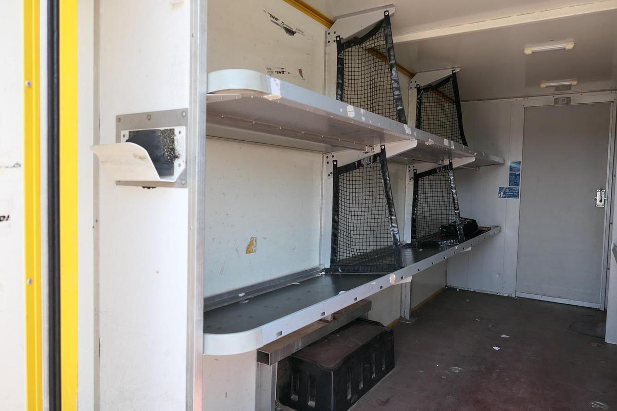 Gebraucht Mercedes-Benz SPRINTER 310 CDI MAXI EURO-5 KOFFER DURCHGANG REGALE KAMERA SERVICE