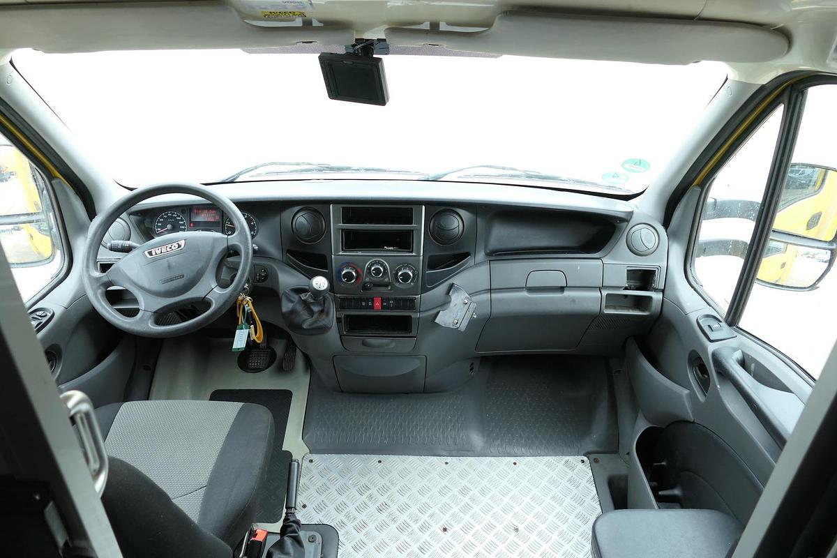 Gebraucht Iveco Daily 35 S11 C30C AUTOMATIK KAMERA Regale LUFT DURCHGANG EURO-5 CoC