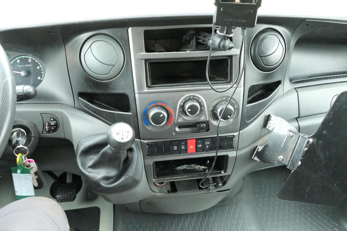 Gebraucht Iveco Daily 35 S11 C30C AUTOMATIK KAMERA MAXI Regale LUFT - EURO 5 - CoC